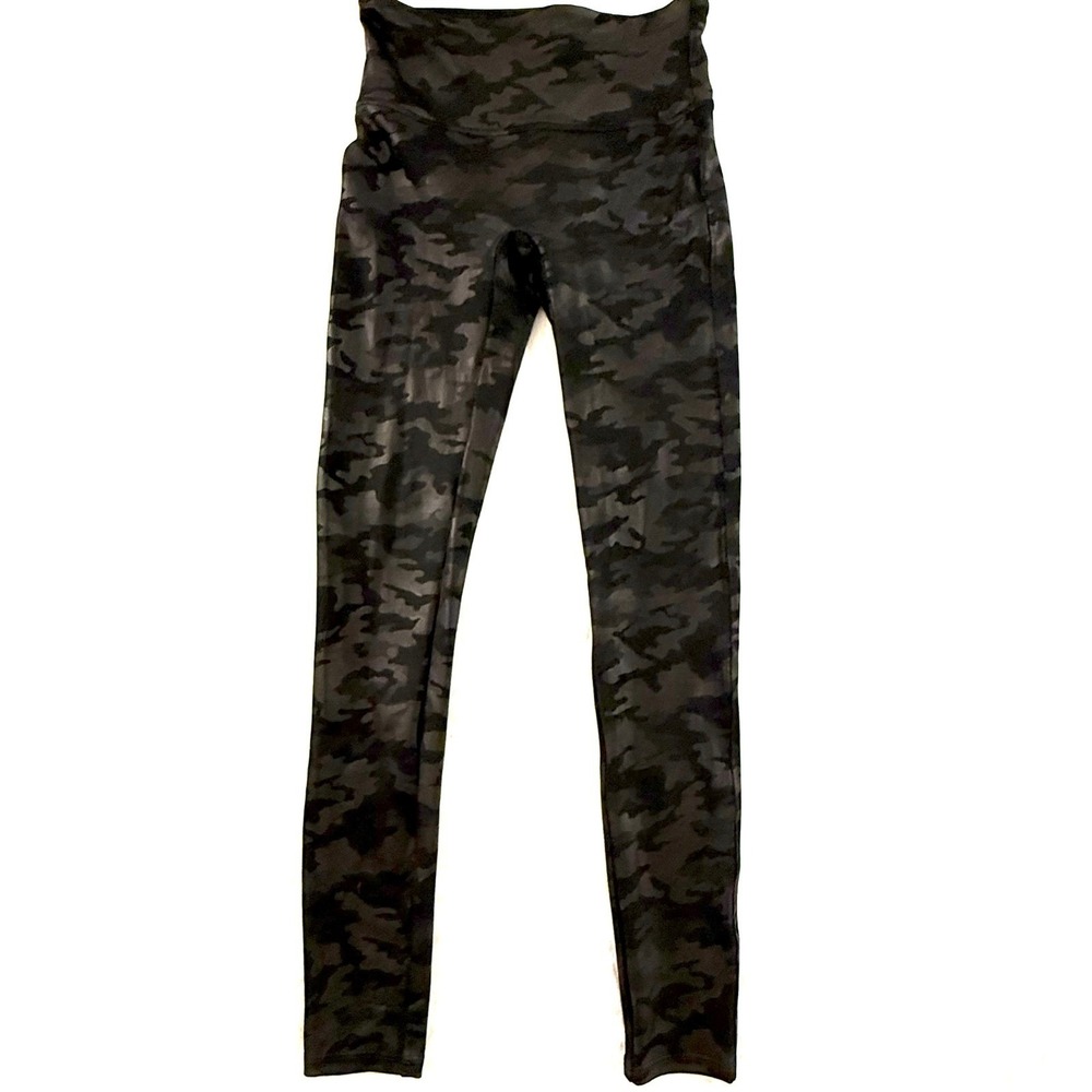 Spanx Faux Leather Camo Leggings Black Camo High Waisted Medium M